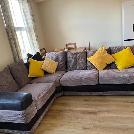 Stylish And Cosy 1-Bed Flat Apartment